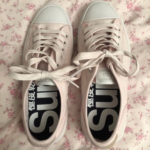 Superdry Low Pro Sneakers Pink Size 6 NWT